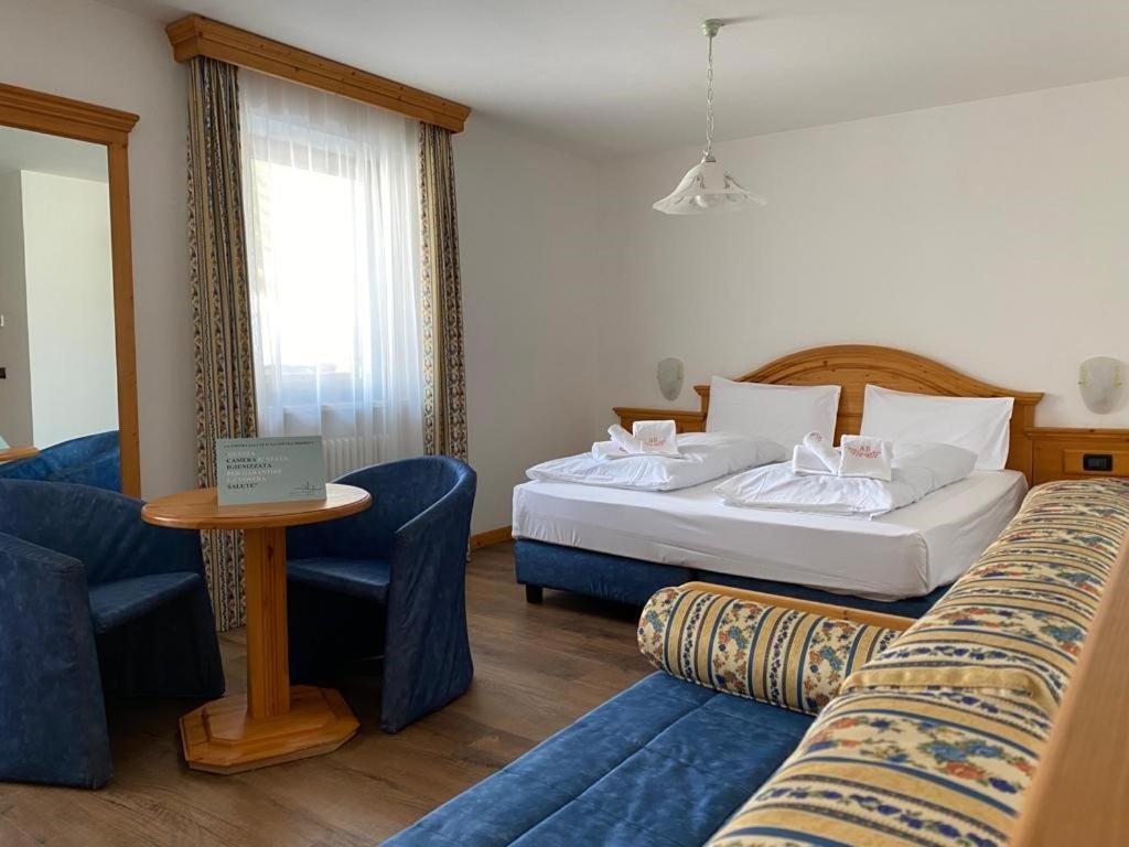 Hotel Terme Antico Bagno Pozza di Fassa Quarto foto